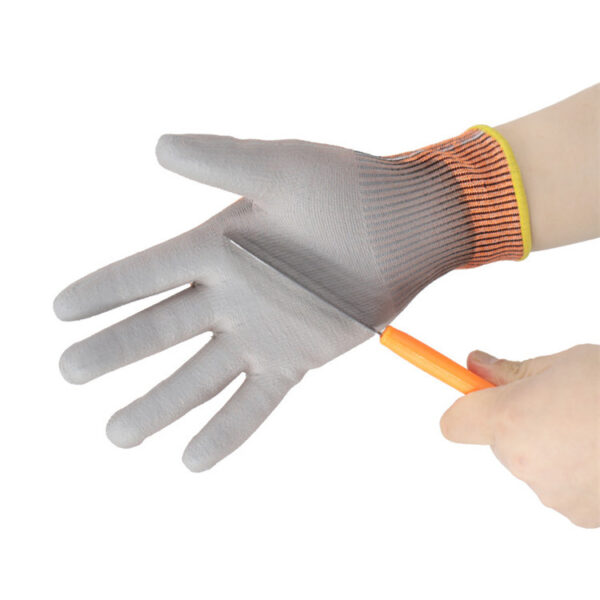 CutPunctureScratch Resistant Gloves - Level 5 PU Industrial 3